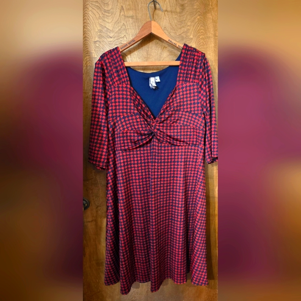 Retro Red &Navy Houndstooth Vintage/Pinup Dress - Picture 6 of 11